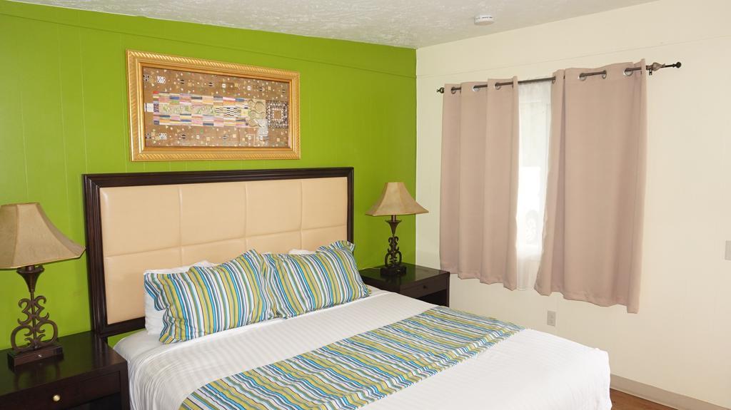 Eagle Crater Lake Inn Чемулт Экстерьер фото