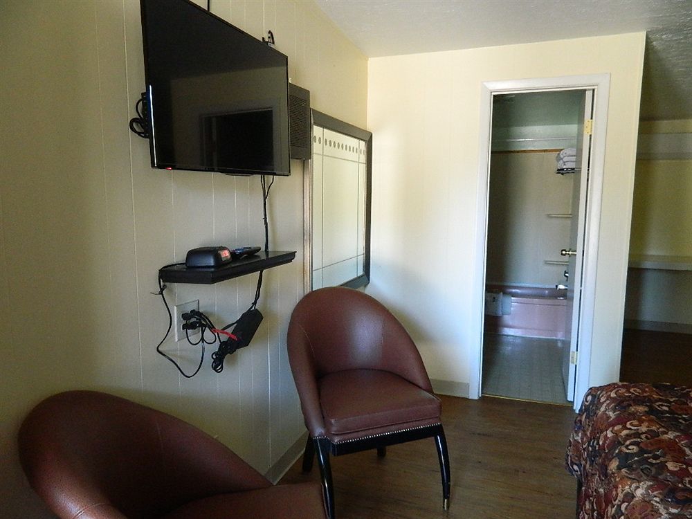Eagle Crater Lake Inn Чемулт Экстерьер фото