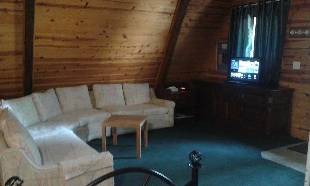 Eagle Crater Lake Inn Чемулт Экстерьер фото